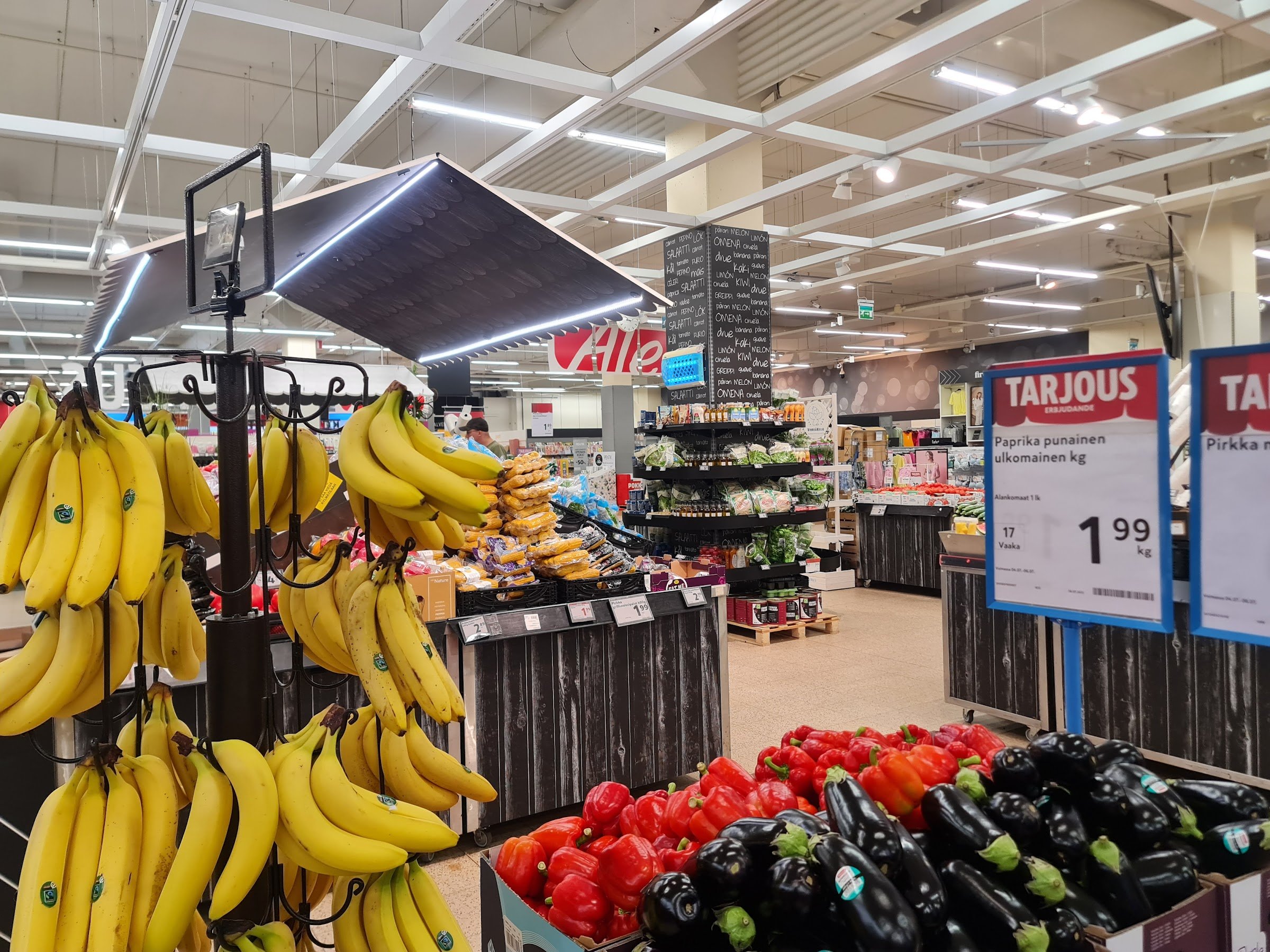 Köpcentret Rajalla - På Gränsen